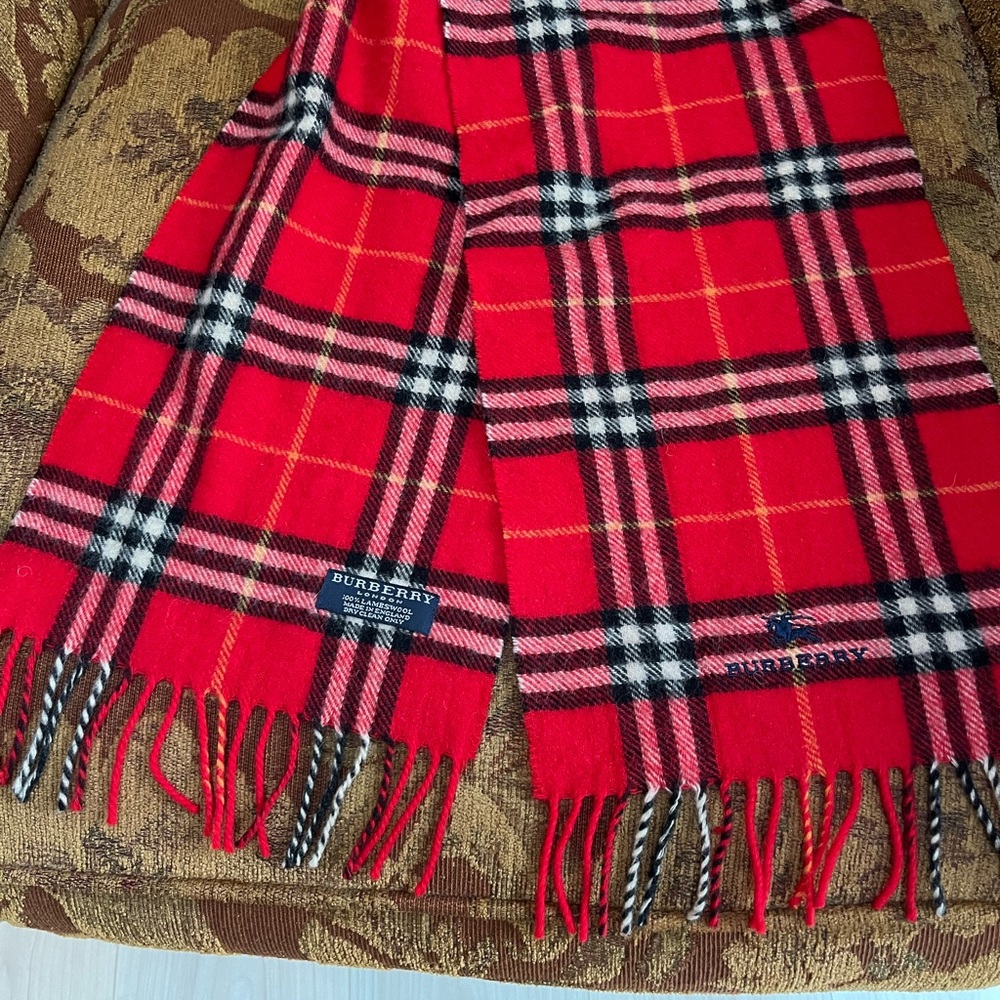 Authentic vintage red wool Burberry scarf